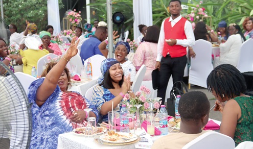 Trust The Mirror and the Oak Plaza Hotel to give your mothers a memorable day out Trust The Mirror and the Oak Plaza Hotel to give your mothers a memorable day out
