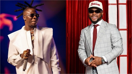 Stonebwoy congratulates King Promise TGMA26: Stonebwoy congratulates King Promise on Artiste of the Year win