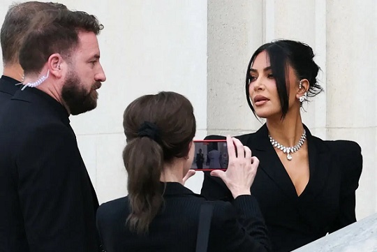 Paris robbery: ‘I thought I was going to die,’ Kardashian tells trial