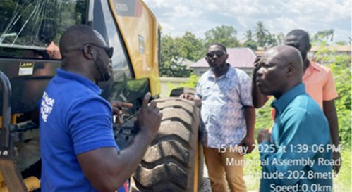 Edwin Nii Lantey Vanderpuye (right), the DRIP National Coordinator, being briefed by an official of the Obuasi West Municipal Assembly Edwin Nii Lantey Vanderpuye (right), the DRIP National Coordinator, being briefed by an official of the Obuasi West Municipal Assembly
