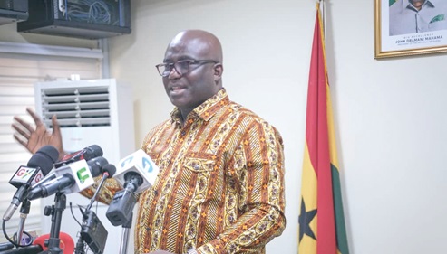 Eric Opoku, Minister of Food and Agriculture, addressing journalists at the press briefing in Accra 