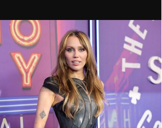 Miley Cyrus Miley Cyrus almost quit music after rupturing ovarian cyst while performing