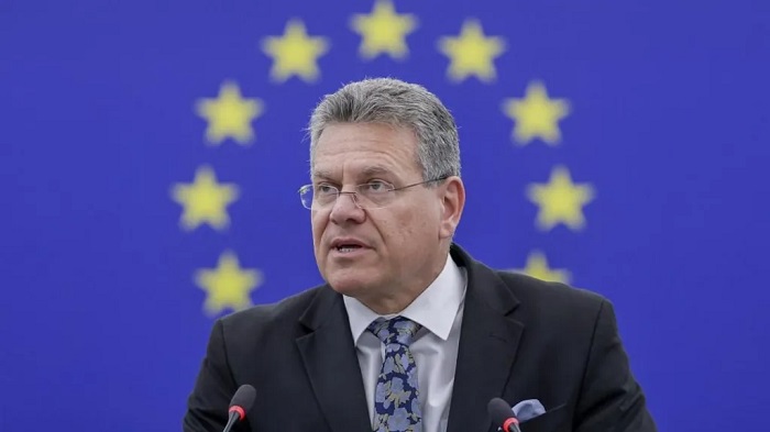 EU Trade Commissioner Maros Sefcovic warned that Europeans "stand ready to defend our interests" EU Trade Commissioner Maros Sefcovic warned that Europeans "stand ready to defend our interests"