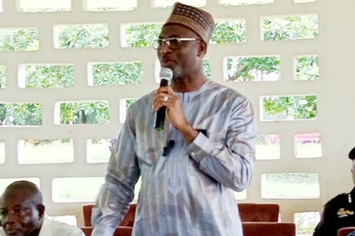 Mohammed Muntaka Mubarak, Minister for the Interior, addressing the religious leaders at the meeting Mohammed Muntaka Mubarak, Minister for the Interior, addressing the religious leaders at the meeting