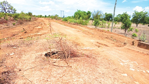 The road leading to the community