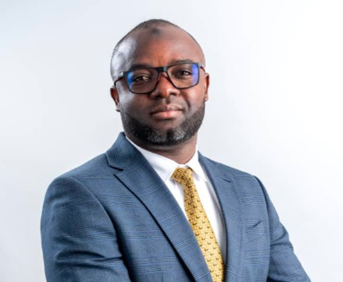 Sina Kamagate, Executive Head of Retail Banking, GCB Bank PLC, crowned Sales Executive of the Year