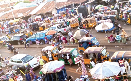The Aboabo market to Nyohini stretch taken over by hawkers