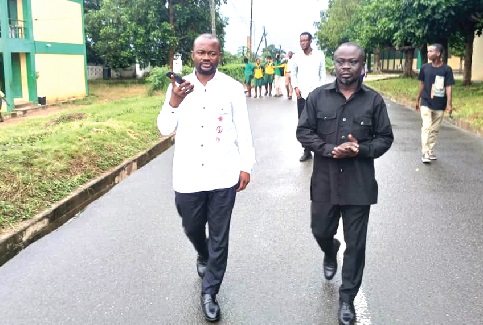Gordon Nana Asubonteng (right), Deputy National Coordinator of the Feed Ghana initiative, with Samuel Adongo (left), MCE for New Juaben North, at GHANASS SHS to inspect their farm Gordon Nana Asubonteng (right), Deputy National Coordinator of the Feed Ghana initiative, with Samuel Adongo (left), MCE for New Juaben North, at GHANASS SHS to inspect their farm