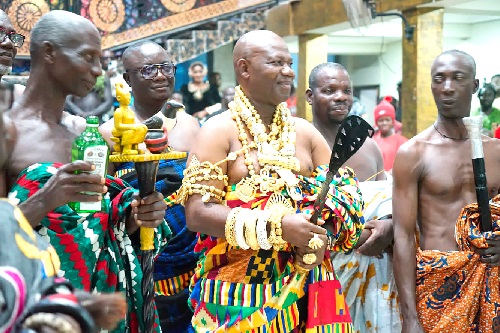 Nana Kwaku Nkrumah Dankwah, Nkabomhen and Chief of Gomoa Abrekum, swearing an oath to Obrimpong Nyanful Krampah XI (right), Omanhen of the Gomoa Ajumako Traditional Area and President of the Gomoa Ajumako Traditional Council. Picture, SAMUEL TEI ADANO