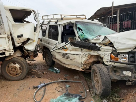 The mangled state of the two vehicles involved in the accident