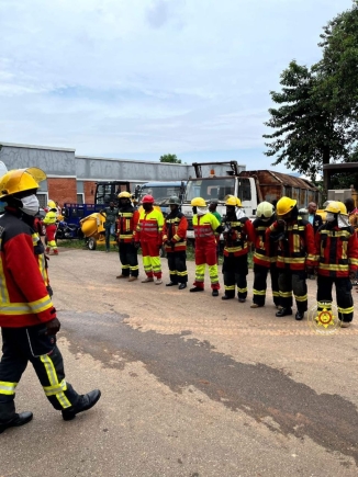 Fire Service hunting for suspect who stabbed firefighter during Adjiringano blaze on Friday night