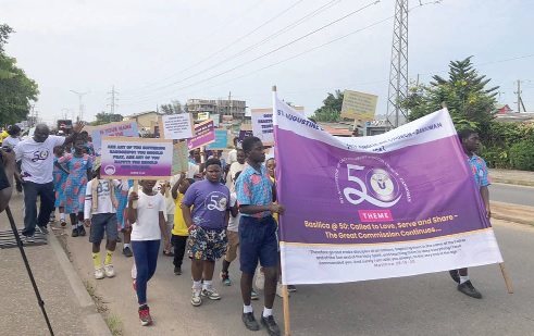 Members of the St Augustine of Canterbury Anglican Church during the health walk