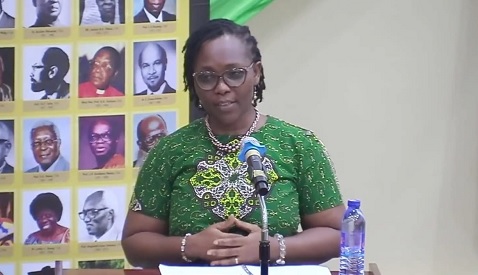 Dr Rosina Foli, delivering her presentation