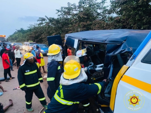 Firefighters rescue 16 after collision on Sunyani–Kumasi highway