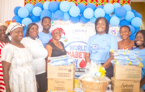 Maabena Webb (3rd from right) with the Splenda team after the presentation