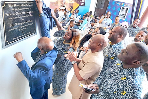 Olusegun Alebiosu (left), Group CEO, FirstBank Nigeria &amp; Subsidiaries, unveiling the plaque.  With him are Prof. Gordon Awandare (3rd from left), Pro-Vice-Chancellor, Academic and Student Affairs;  Victor Yaw Asante (right), CEO, FirstBank Ghana, and other officials. Picture: ERNEST KODZI 
