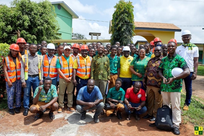 Millennium Amanfoo commission GH₵1.5million legacy walkway project at Prempeh College
