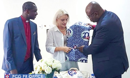 Rt Rev. Dr Abraham Opare Kwakye (right), Moderator of the PCG, presenting a piece of the bicentennial cloth tp Simone Giger, the Swiss Ambassador to Ghana Rt Rev. Dr Abraham Opare Kwakye (right), Moderator of the PCG, presenting a piece of the bicentennial cloth tp Simone Giger, the Swiss Ambassador to Ghana