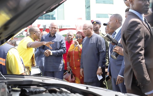 Abraham Dogbey (left), Sales Executive, J.A. Plant Pool Ghana Limited, explaining to President John Dramani Mahama (3rd from right); His Royal Majesty Togbe Afede XIV (2nd from right), Agbogbomefia of Asogli; Joseph Bukari Nikpe (2nd from left), Minister of Transport; Dzifa Gomashie (4th from left), Minister of Tourism, Culture and Creative Arts, and other dignitaries how the SOUEAST S06Dm works during an exhibition at the Ghana Transport and Logistics Fair 2025. Picture: EDNA SALVO KOTEY 