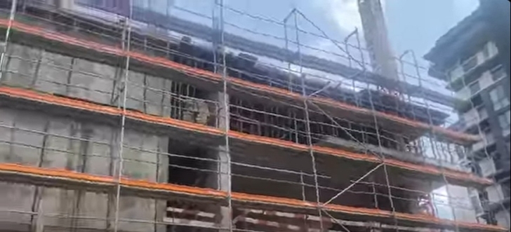 Accra: Three-storey building collapses at Roman Ridge, 14 construction workers rescued Accra: Three-storey building collapses at Roman Ridge, 14 construction workers rescued