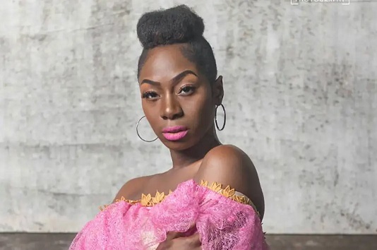 Raquel is Elia-Naa Reading the bible changed my life - Raquel claims