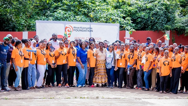  Standard Chartered, Akua Kuenyehia Foundation partner to empower the next generation of female leaders
