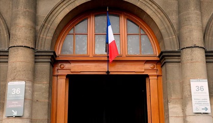 The entrance of Paris criminal investigation department headquarters, located at 36 Quai des Orfèvres. Photograph: Bertrand Guay/AFP/Getty Images Two policemen arrested for allegedly raping mother, 26, while she was in custody