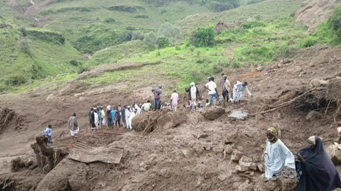 Locals are trying to deal with the aftermath of the disaster Locals are trying to deal with the aftermath of the disaster