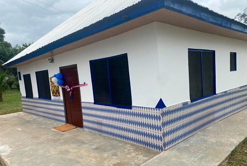 The front view of the clinic