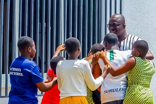 Bryan Acheampong’s sponsorship scheme supports Achimota Primary students Bryan Acheampong’s sponsorship scheme supports Achimota Primary students