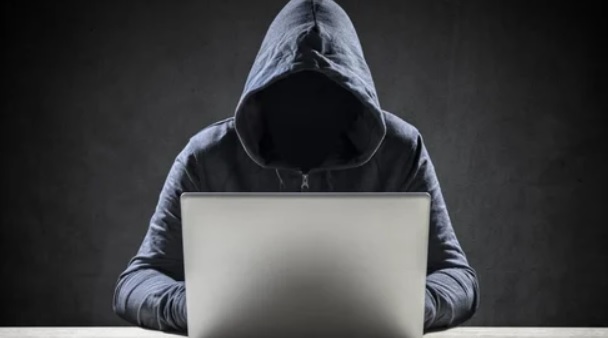 Fraudsters use AI to clone leaders in major investment scam, CSA advises how to spot deepfakes