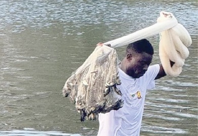 Once the rites had been performed, fishermen could fish from the lagoon