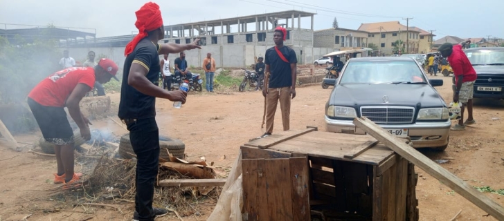 PHOTOS: Youth in Kpone demonstrate over poor infrastructure and water shortages PHOTOS: Youth in Kpone demonstrate over poor infrastructure and water shortages