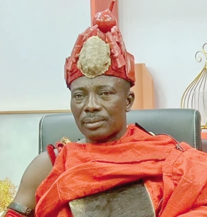 Osabarima Ateabisa Kentinka Pobi Asumaning Royal Clan petitions minister to execute rulings in chieftaincy case