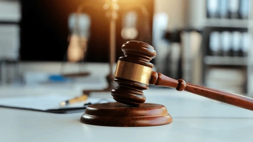 Labourer jailed for one day for stealing window frame