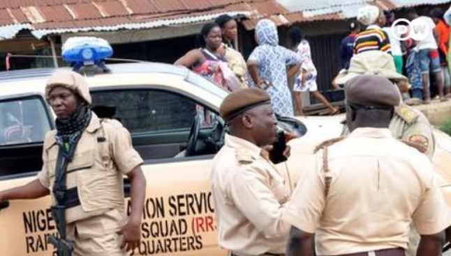Nigeria: Crackdown on foreigners who have overstayed visas Nigeria: Crackdown on foreigners who have overstayed visas