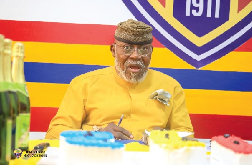 Dr Nyaho Nyaho-Tamakloe