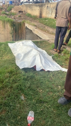 Unidentified man found dead in Odaw drain; Police launch investigation