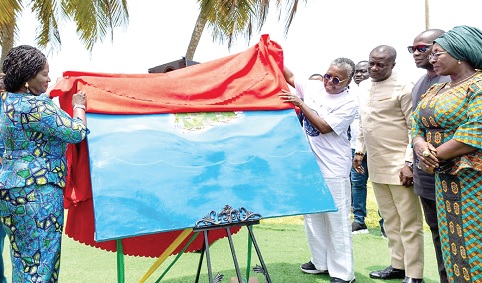 Prof. Naana Jane Opoku-Agyemang (left), Vice-President, and Emelia Arthur (2nd from right), Minister of Fisheries and Aquaculture, together with other stakeholders unveiling an infographic