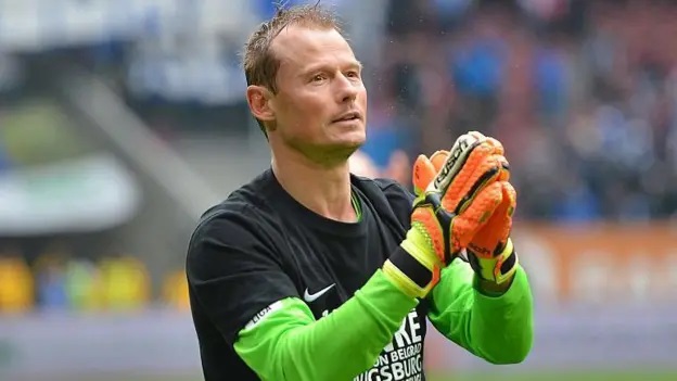 Alex Manninger made his debut for Austria in 1999