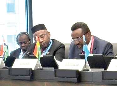 Dr Johnson Pandit Asiama (right), Governor, BoG, speaking at the event