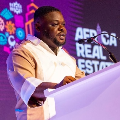 James Kweku Safo Amoakohene, CEO of Virtual Hub Entertainment Ghana Limited speaking at the event