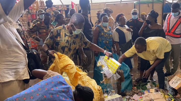 Fire Service contains Kejetia market blaze, saves dozens of shops