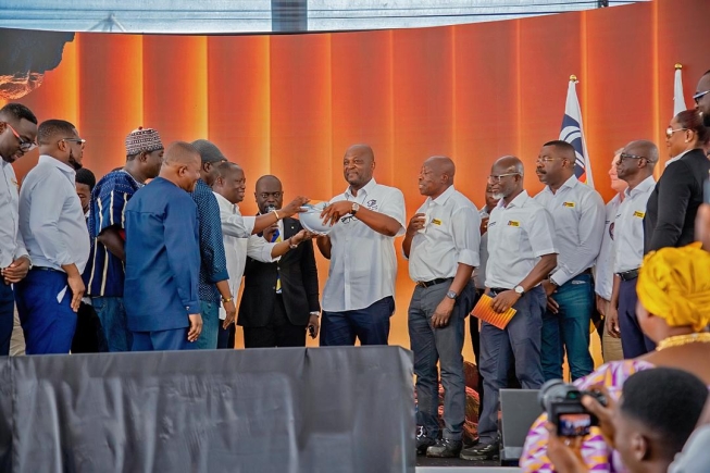 E&amp;P unveils Damang devt plan - Airport, roads, health facilities among blueprint for enclave 