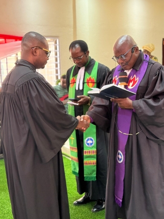 EP Church Kaneshie inducts new pastor as Rev Bruce warns on unmet expectations
