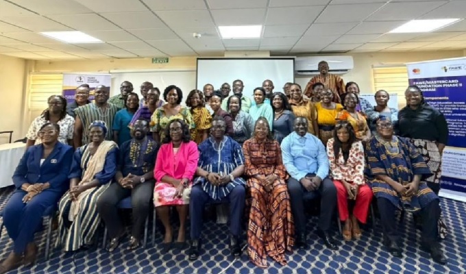 Dignitaries and participants after the event
