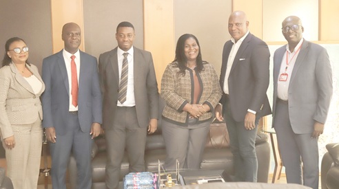 Dr Naomi Wolali Kwetey (3rd from right), Managing Director of CBG; Ato Afful (2nd from right), Managing Director of the Graphic Communications Group Ltd., with officials of CBG and GCGL after the meeting. Picture: EDNA SALVO KOTEY