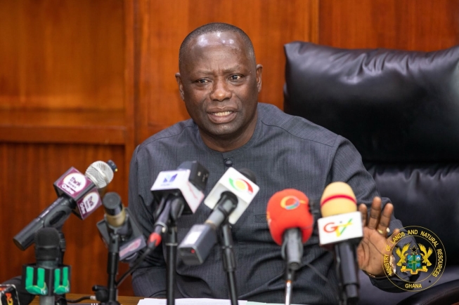 Gov't clarifies revocation of Adamus mining leases and says assets are 'not for sale'