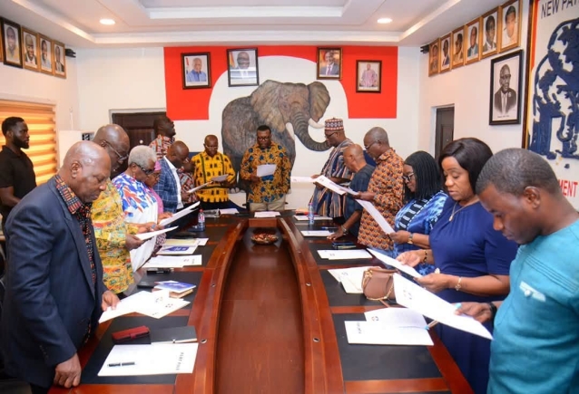 NPP national executive elections: 50 nominees pick forms to contest 11 positions, Gordon Asare Bediako drops from race to endorse Dennis Aboagye