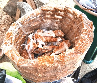 Some ­vendors earn GH¢30 for selling 100 pieces of Nkate cake